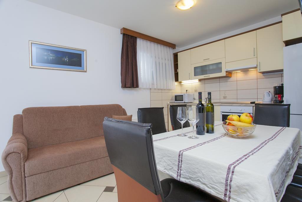 Apartments Villa Maris ルンバルダ 部屋 写真