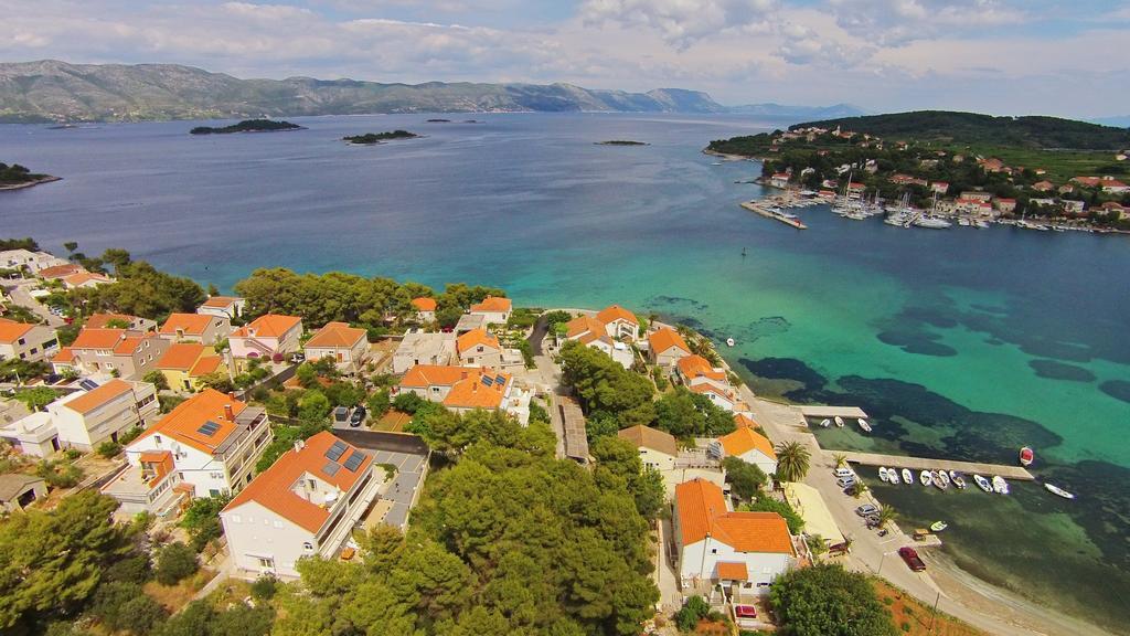 Apartments Villa Maris ルンバルダ エクステリア 写真